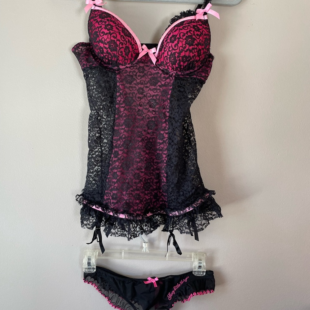 Victoria secret lingerie sexy little things - Picture 2 of 8